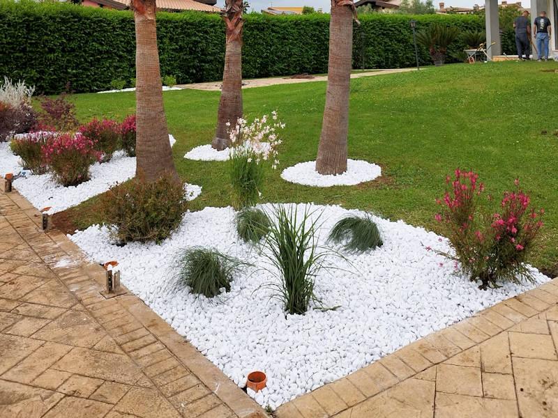 Vedi le altre foto - Ciottolo Bianco Carrara 15-25 Mm Cobble White Carrara 15 - 25 Mm