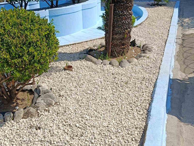 SPLIT WHITE GRAVEL 10-20 Mm