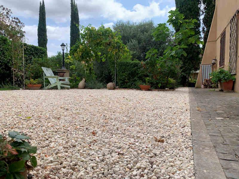ROUND GARDEN GRAVEL