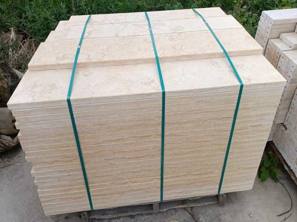 COPERTINA PIETRA LAPIS