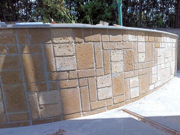 Piastrella Tufo cm 37x25x5.5