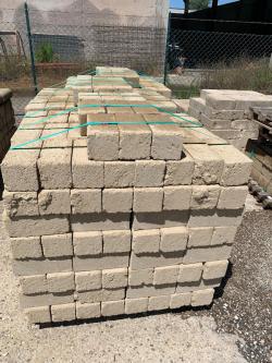 Tufo Jolly 25x11x11 Giallo